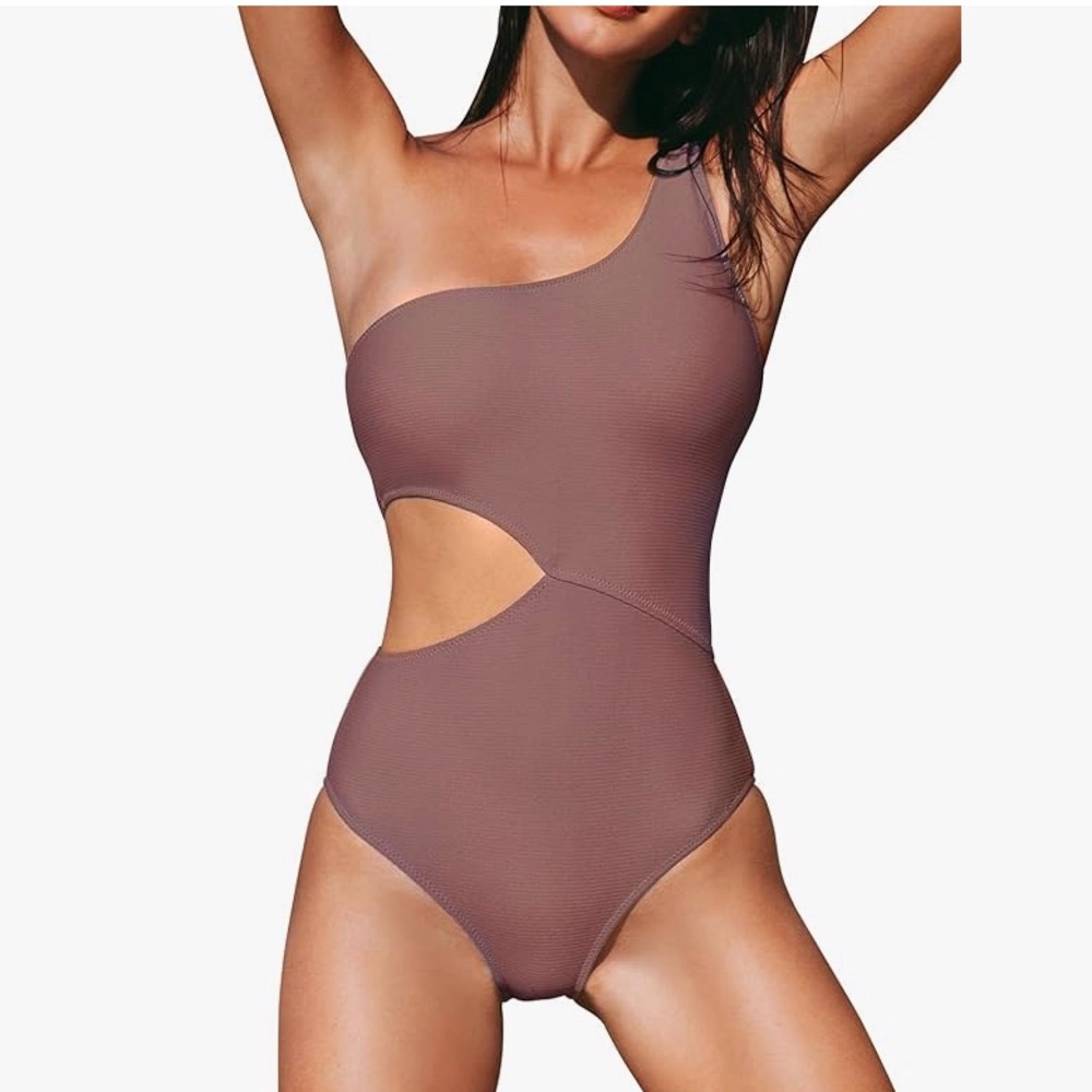 Cupshe Ribbed One Shoulder Cut-Out Side Swimsuit - Picture 2 of 11